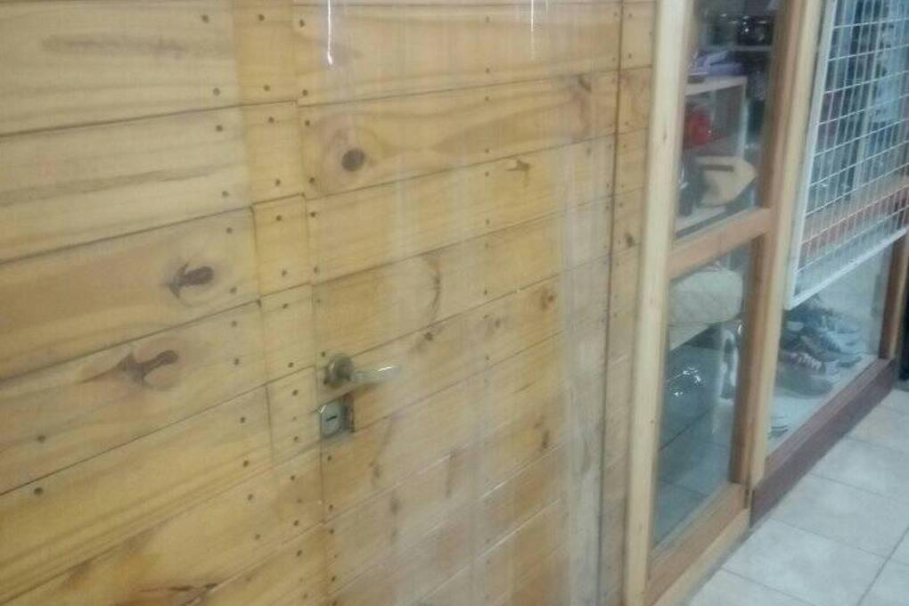 La cortina de plástico. $!La cortina de plástico.
