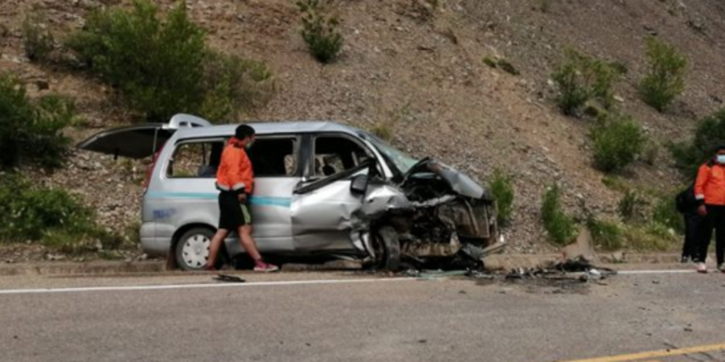 Dos Personas Fallecen En Un Accidente De Tr Nsito En La Carretera Sucre