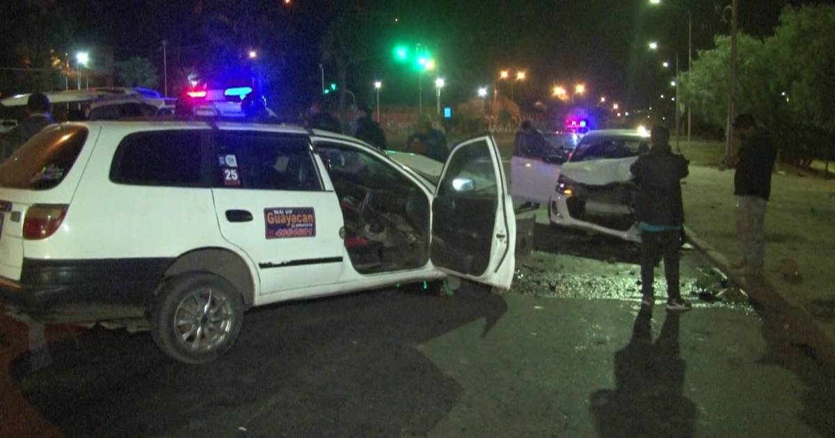 Impacto Frontal Entre Dos Motorizados Deja Cuatro Personas Heridas En