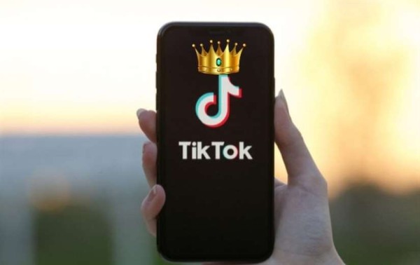 Tik Tok destronó a Facebook como la aplicación más descargada del mundo