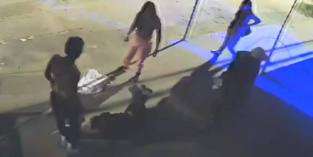 Cámaras de seguridad captaron la agresión