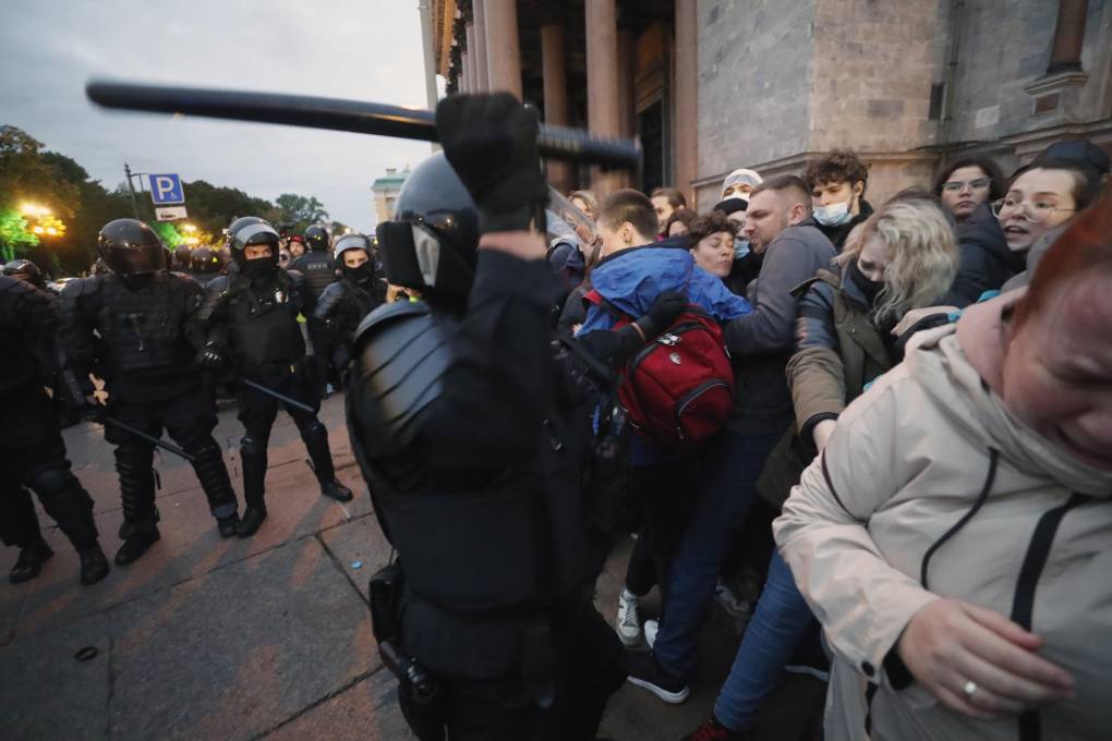 Más de 1.000 detenidos en Rusia en protestas contra la movilización de reservistas