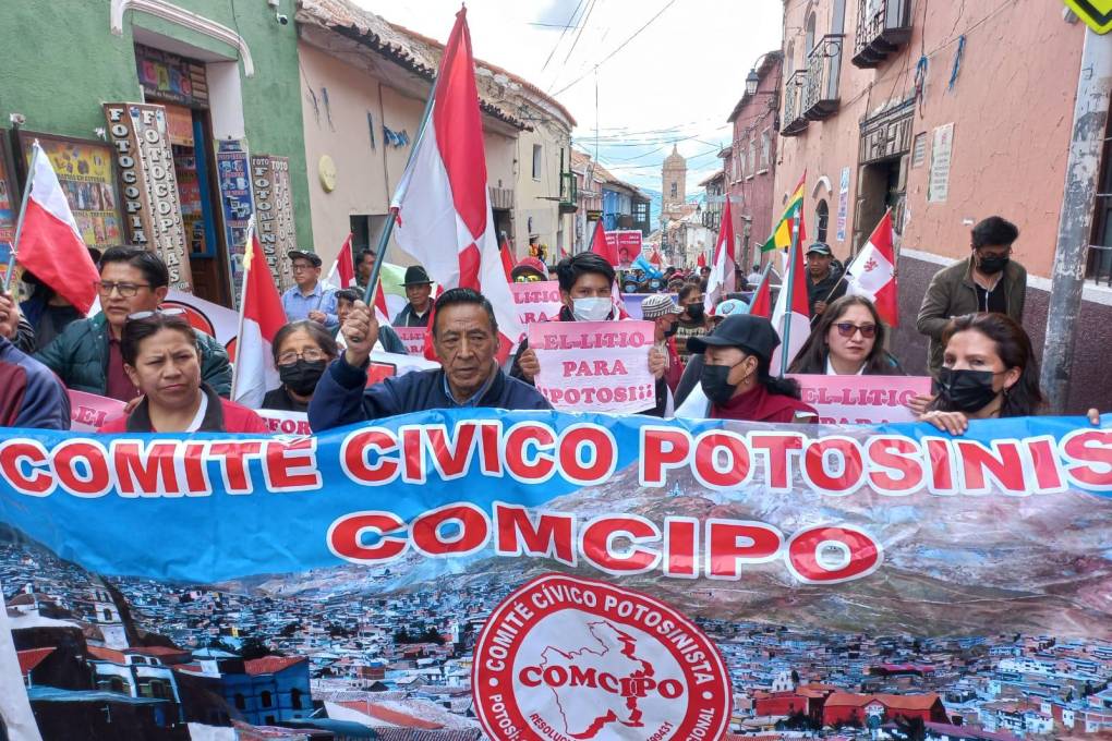 El Cabildo Nacional en Potosí se inició con una marcha liderada por Comcipo