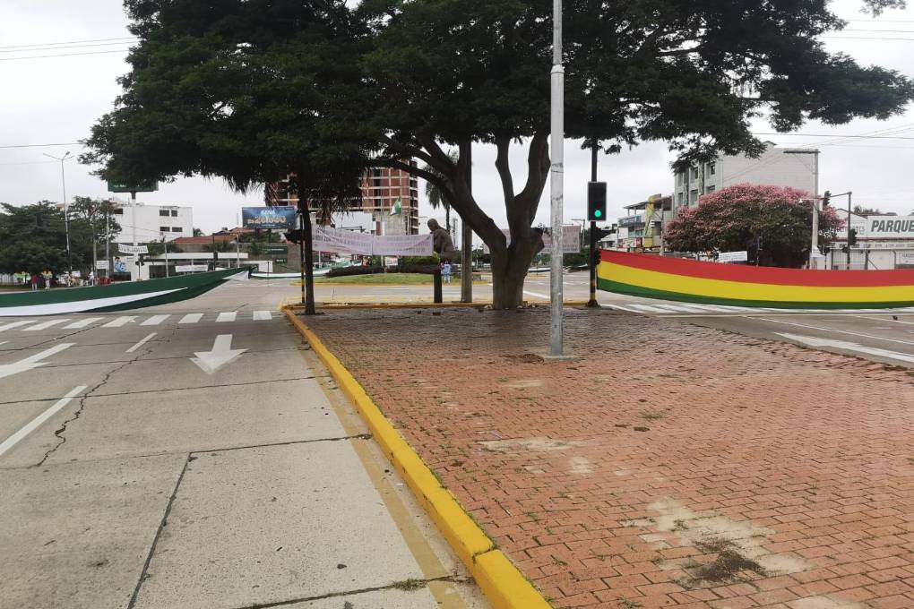 Así lucían las vías en en la Madre India