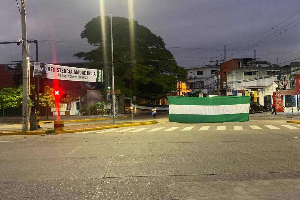 Bloqueos en Santa Cruz