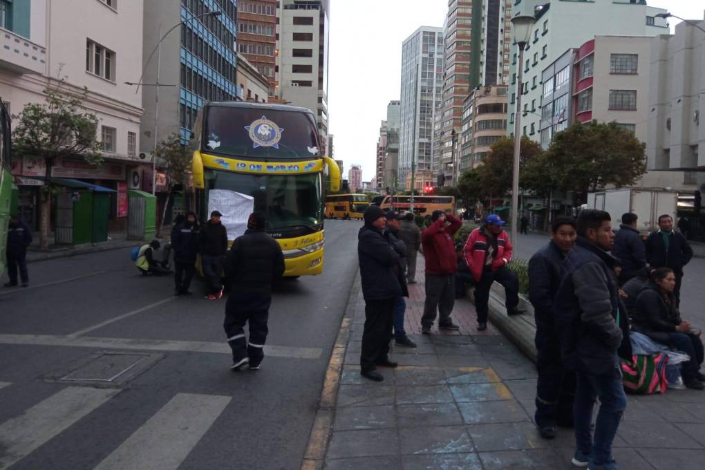 La protesta de los transportistas se realiza este jueves