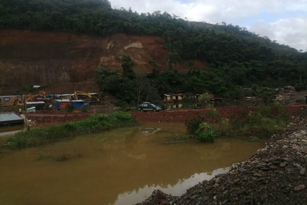 Inundaciones por la crecida del río Tipuani