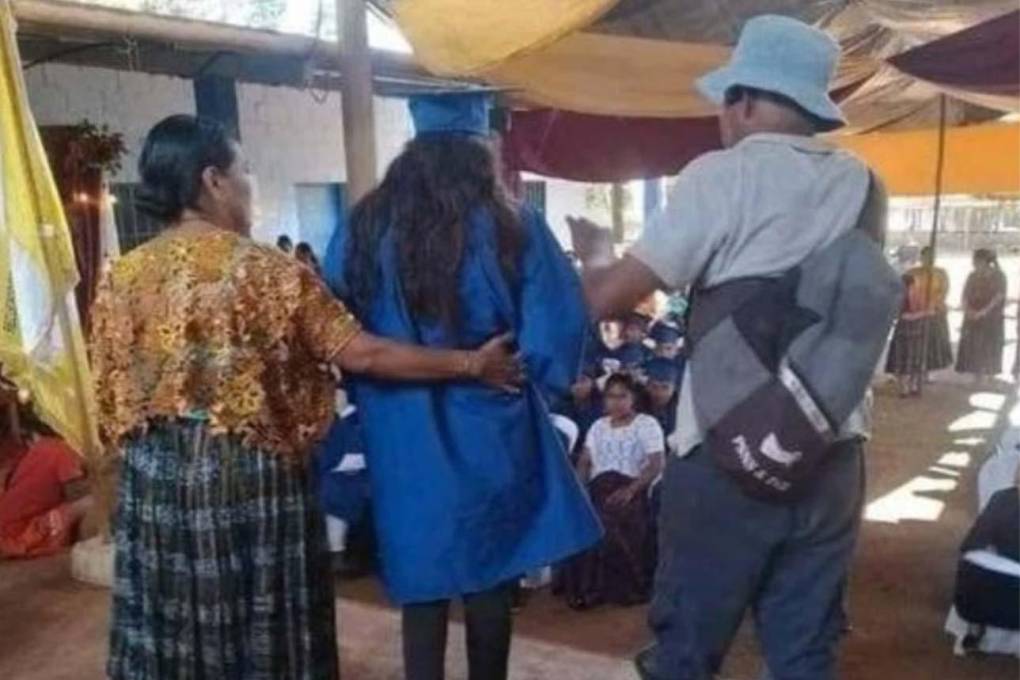 La historia de un agricultor por llegar a la graduación de su hija se viralizó