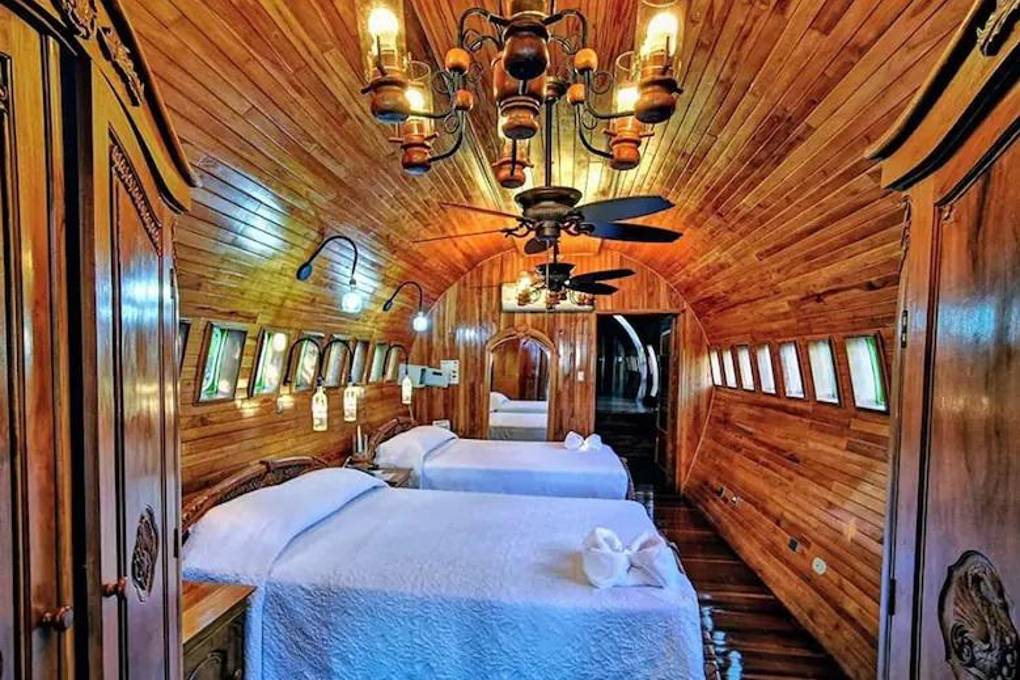 Las habitaciones del avión.