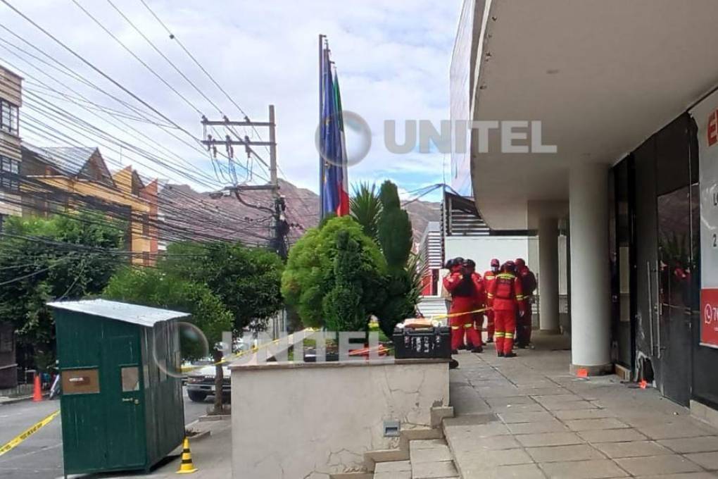 El lugar de la explosión, en la calle 15 de Calacoto, sur de La Paz.