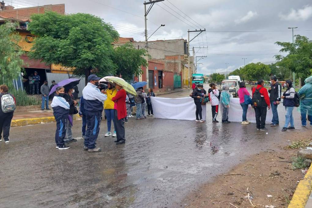 Bloqueo de maestros en Cochabamba