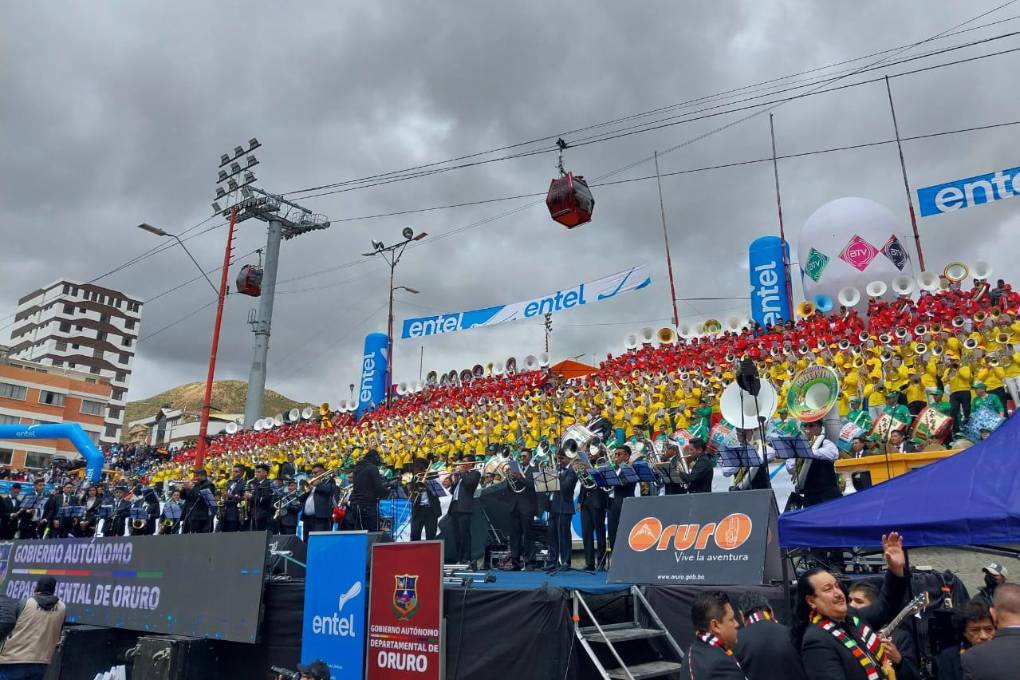 Festival de Bandas en Oruro 