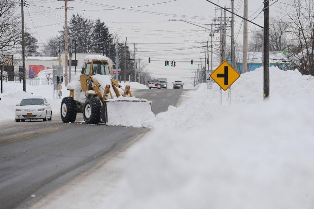 Se realiza limpieza de las calles que estaban ocupadas por la nieva