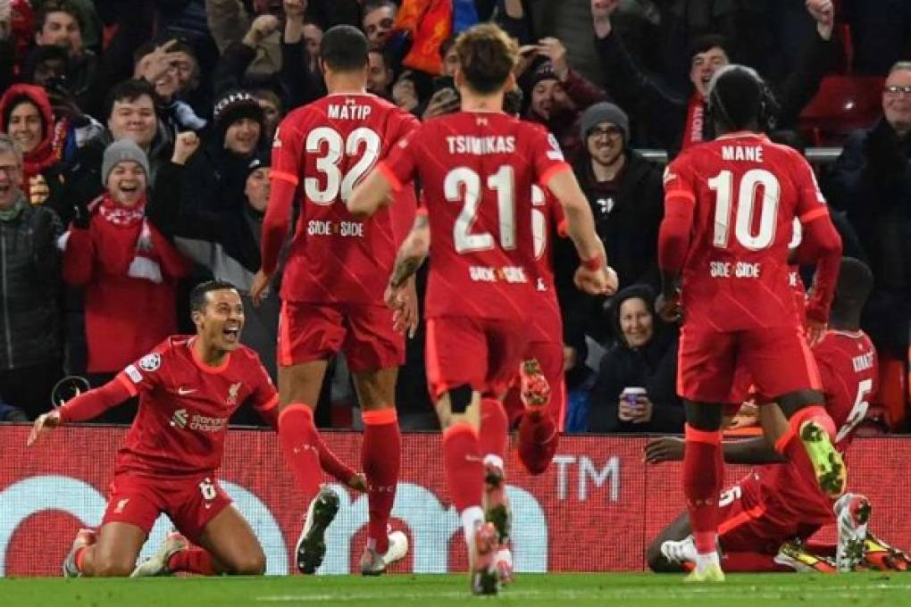 Triunfo importante del Liverpool sobre Porto (2-0)