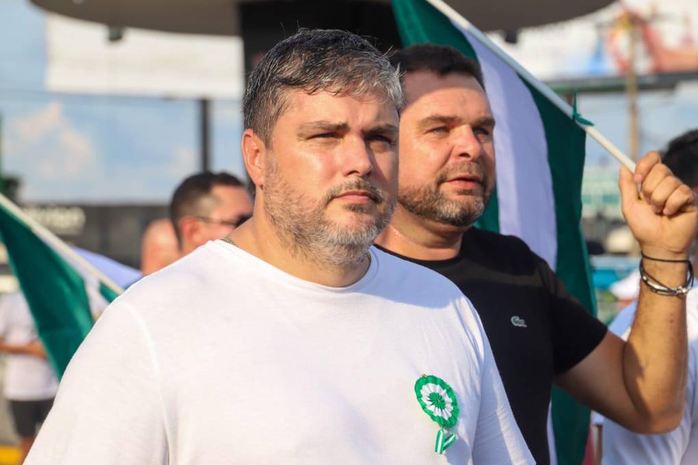 Larach es parte de la directiva saliente del Comité Pro Santa Cruz