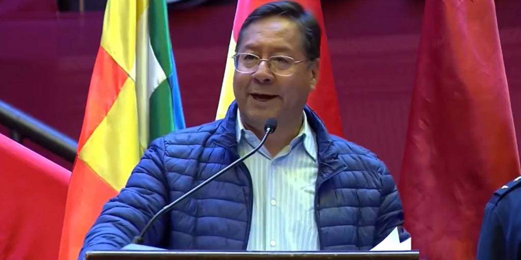El mandatario habló de la ley de elecciones judiciales en Oruro