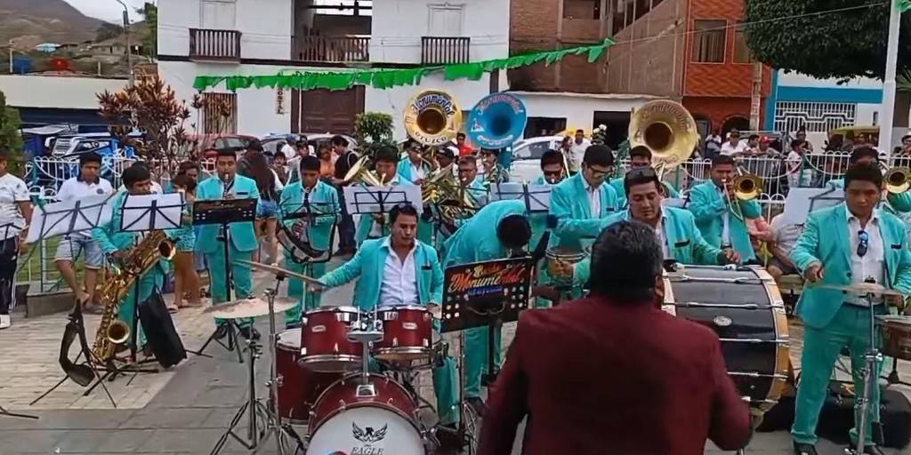 Banda de Músicos Monumental de Otuzco interpreta Music Sessión #53