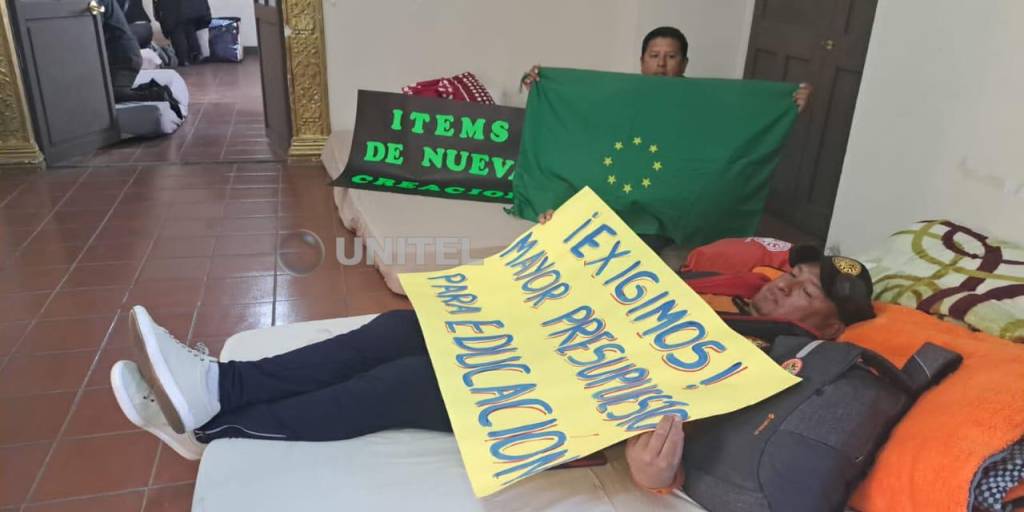 El piquete de huelga de los maestros en La Paz.