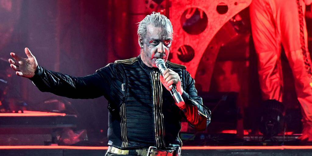 Till Lindemann, vocalista de la banda de heavy metal Rammstein