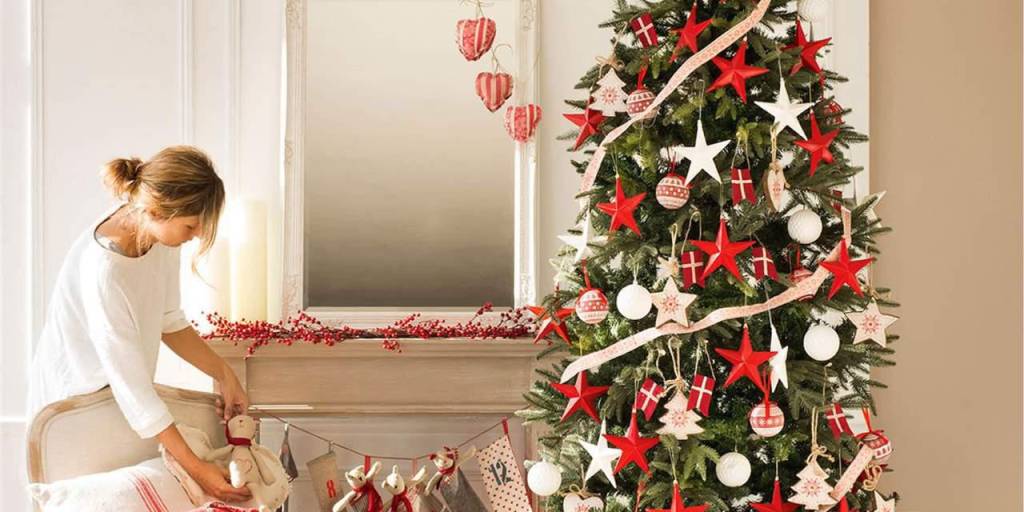 ¿Dónde se debe poner el árbol de Navidad para atraer fortuna?