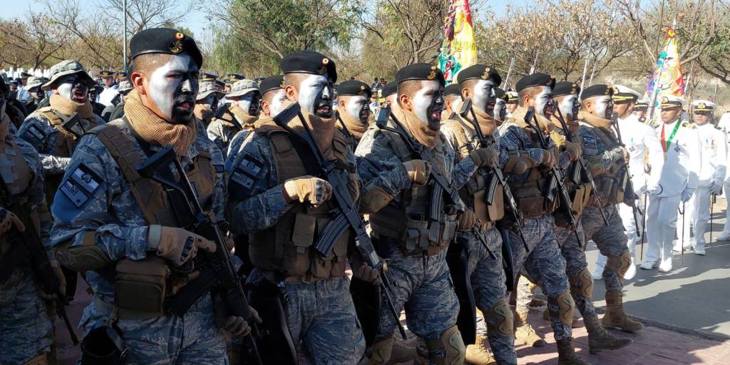 El Ejército se trasladó a Tarija para la Parada Militar