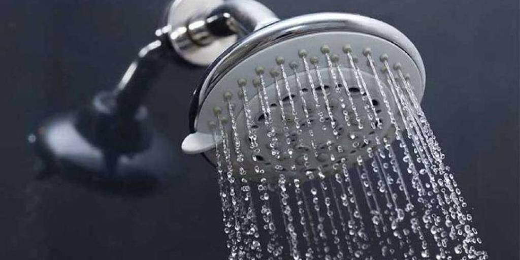 ¿Es mejor ducharse con agua fría o caliente cuando hay bajas temperaturas?