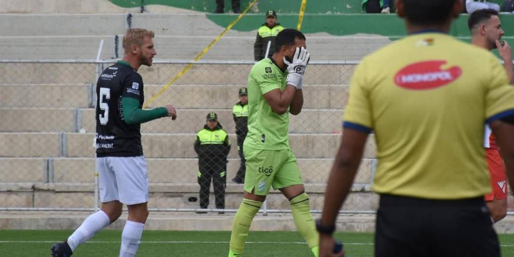 Minuto a minuto: El árbitro Serrano anula el gol de Maxi Caire (4-0)
