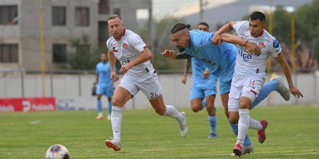 FC Universitario y Bolívar abren los cuartos de final de la Copa de la División Profesional (0-0)