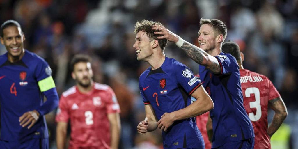 El conjunto neerlandés logró una victoria por goleada en el cierre del Grupo B camino hacia la Eurocopa.