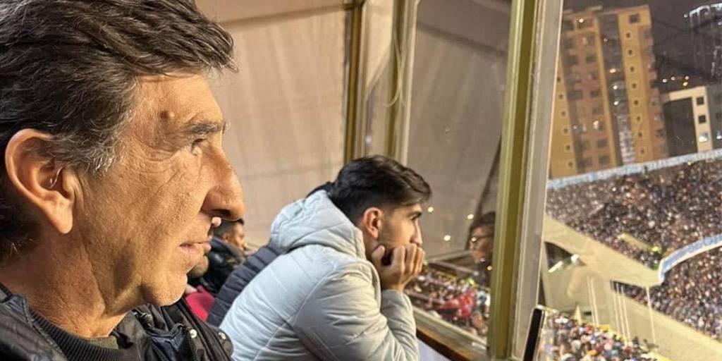 El seleccionador estuvo presente en varias ciudades del país, siguiendo los partidos del torneo y la Copa.