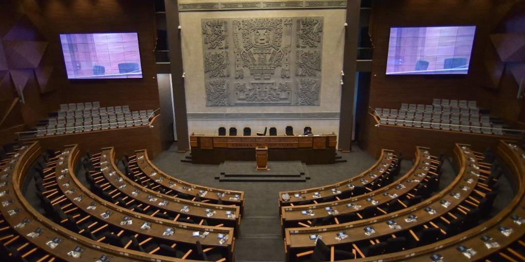 Cusicanqui exhortó a los miembros de la Asamblea a viabilizar estos créditos