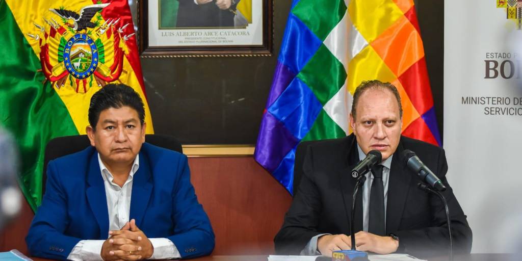 Ministro Édgar Montaño y viceministro Benjamín Blanco