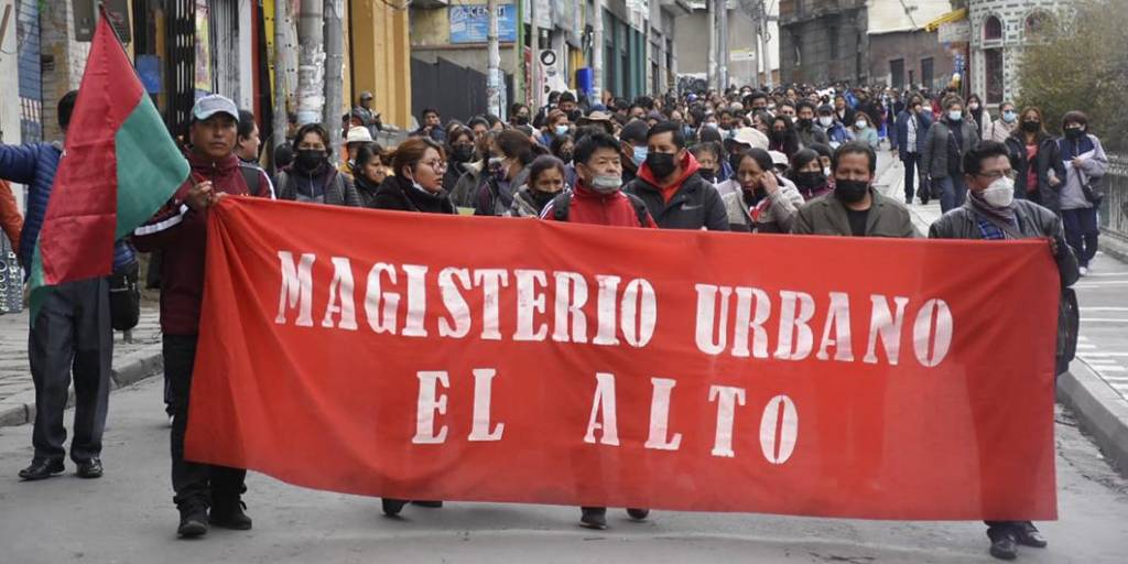 Magisterio Urbano de El Alto en plena protesta