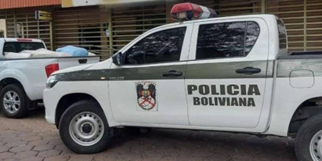 Policía en Cotoca