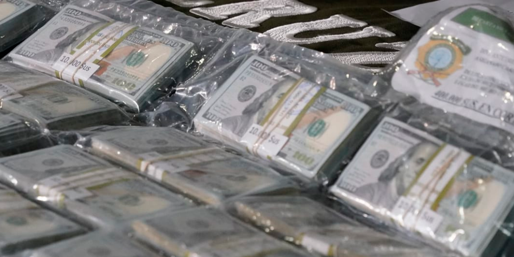 Dinero recuperado por la Policía Boliviana