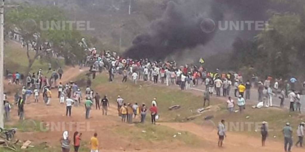 Enfrentamiento en Guarayos - Foto: UNITEL