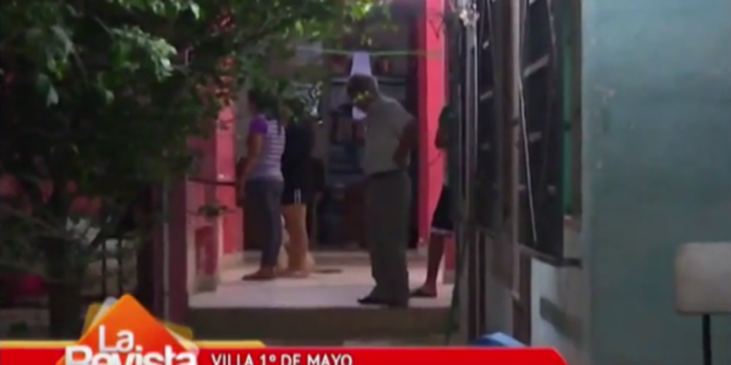 Hombre muere tras caer de un segundo piso en la Villa Primero de Mayo