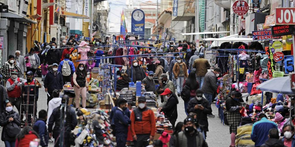 Una de las calles del centro de la ciudad de La Paz.