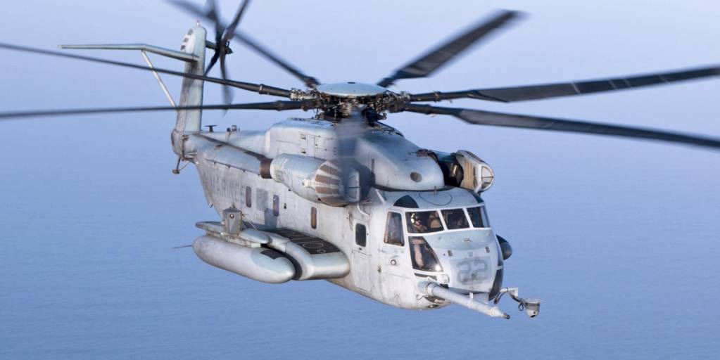 helicóptero CH-53E Super Stallion