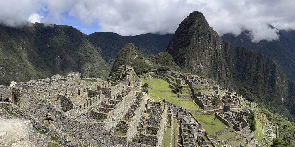 Santuario arqueológico de Machu Picchu, principal destino turístico del país
