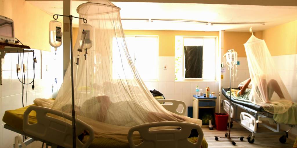 Paciente con dengue en un hospital en Santa Cruz.