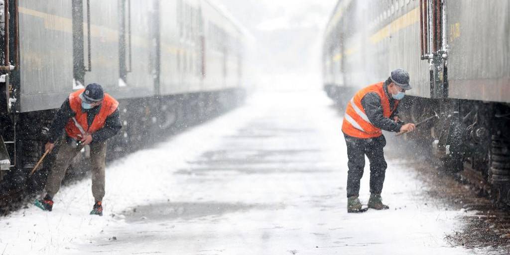 Las estaciones de trenes también se vieron afectadas por las bajas temperaturas