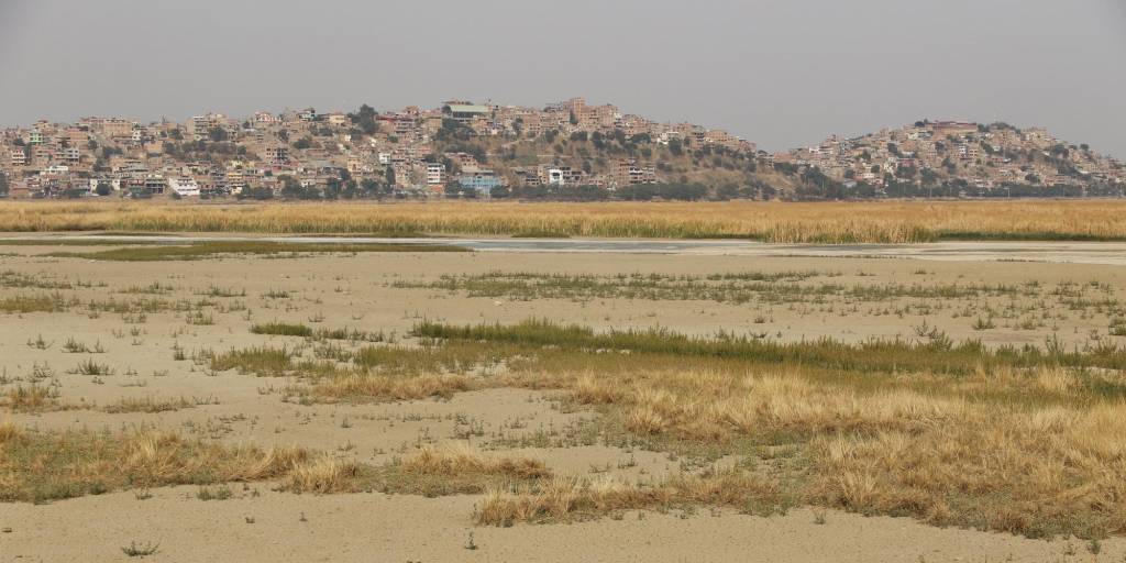 La sequía azota la laguna Alalay