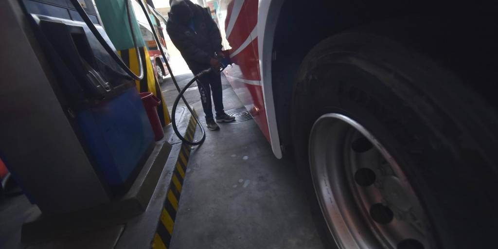 Surtidor de gasolina en La Paz