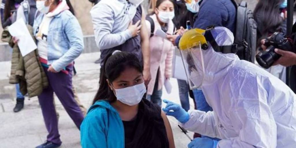 Vacunación contra el covid 19 en La Paz