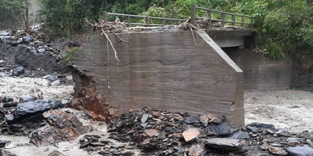 El puente de la comunidad Piguaya quedó destruido