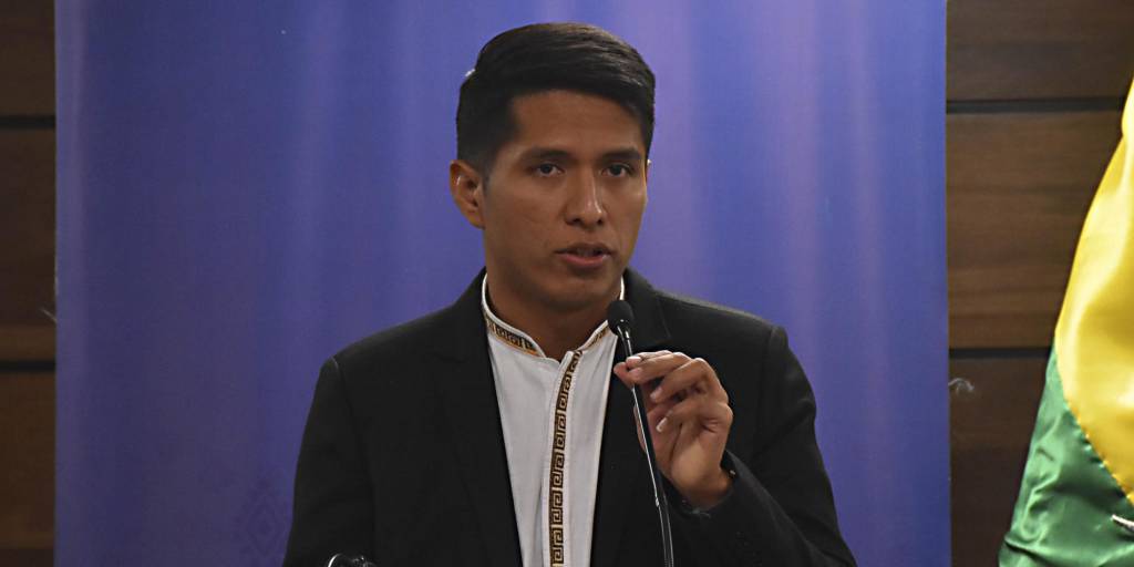 Andrónico Rodríguez, en conferencia de prensa