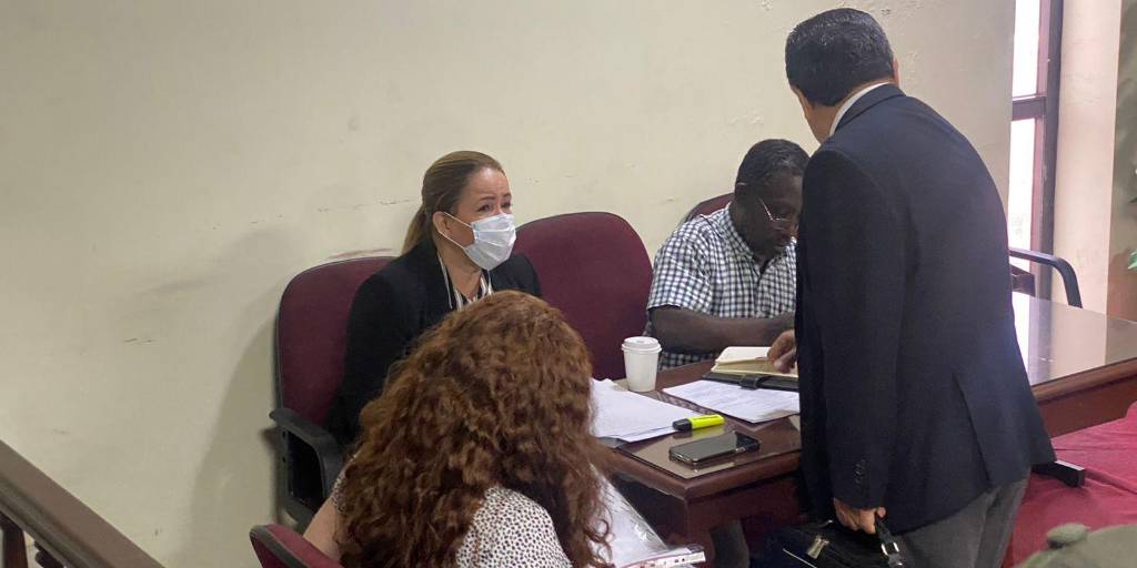 La suspensión se definió pasado el mediodía