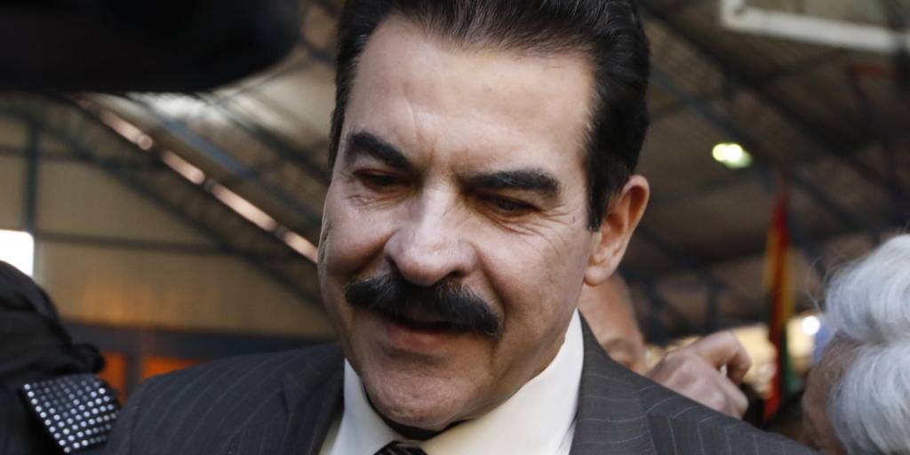 El alcalde Manfred Reyes Villa.