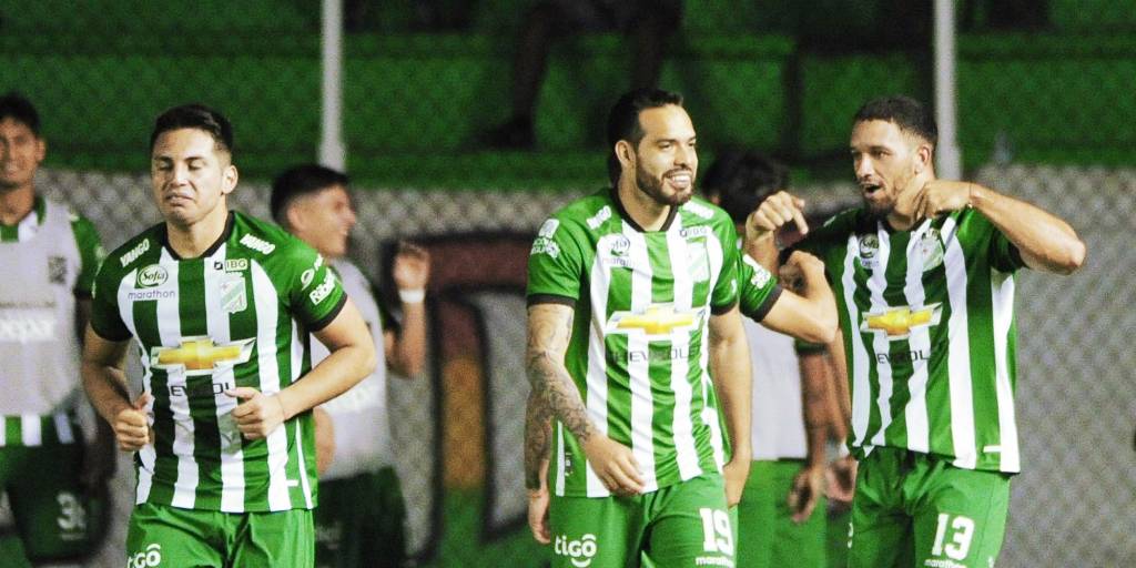Los clubes cruceños aceptaron el reinicio de los torneos